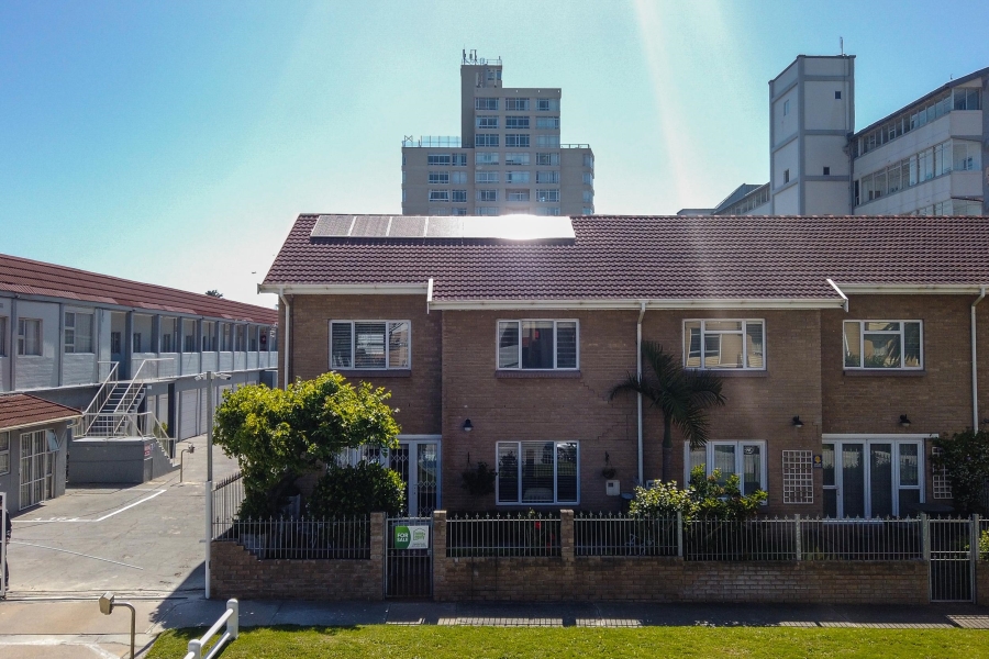 3 Bedroom Property for Sale in Summerstrand Eastern Cape